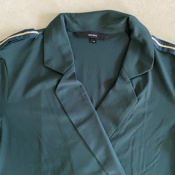 Vero Moda Sheath Dress with Notched Lapels (Dark Green) - Picture 15 of 15